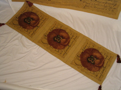 Table runner BELLAMY