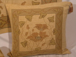 Margeaux: Panel - Floor cushion