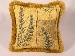 Conifer: 30cm Moss cushion